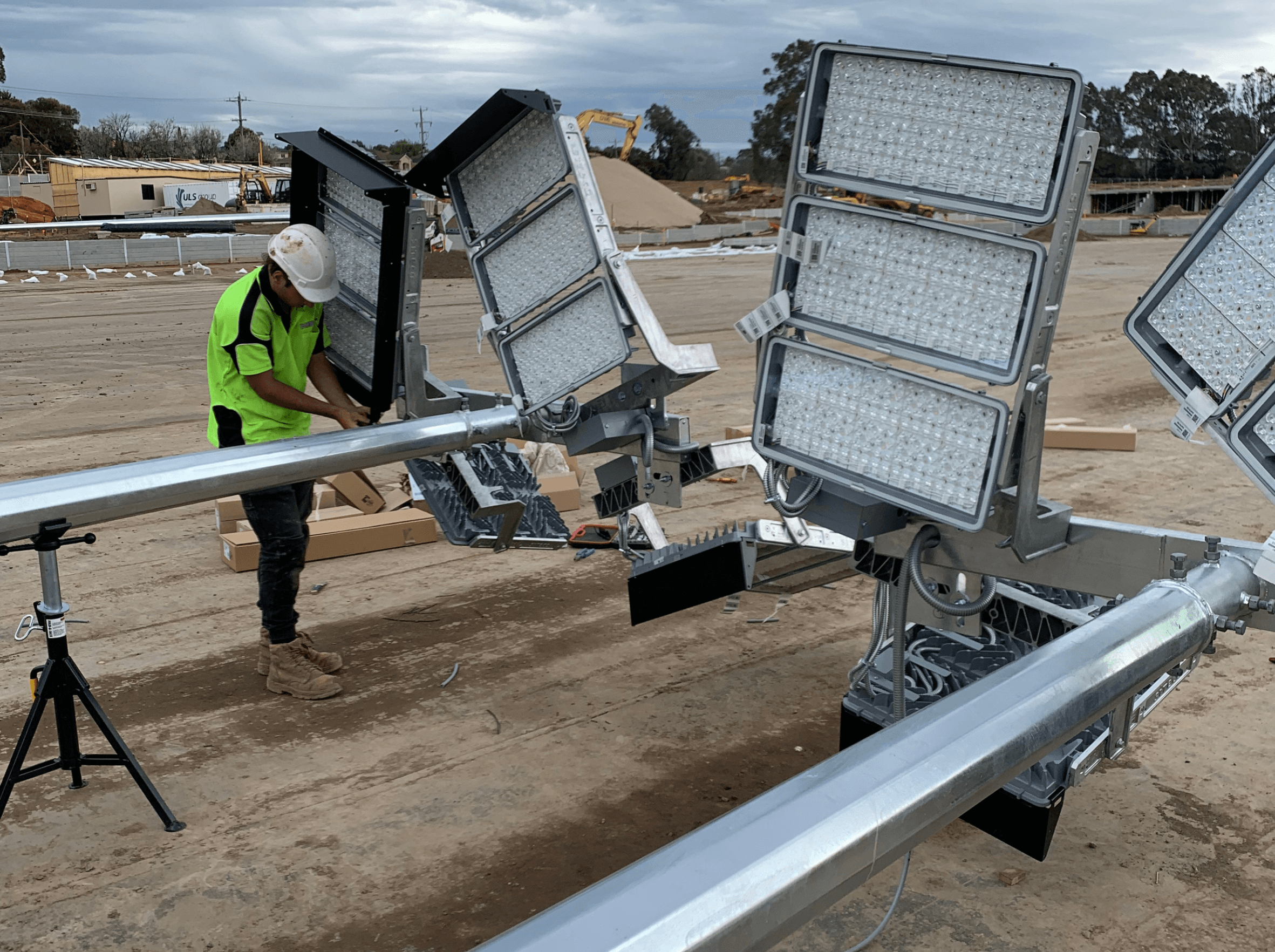 Powerful Owl Park - lighting